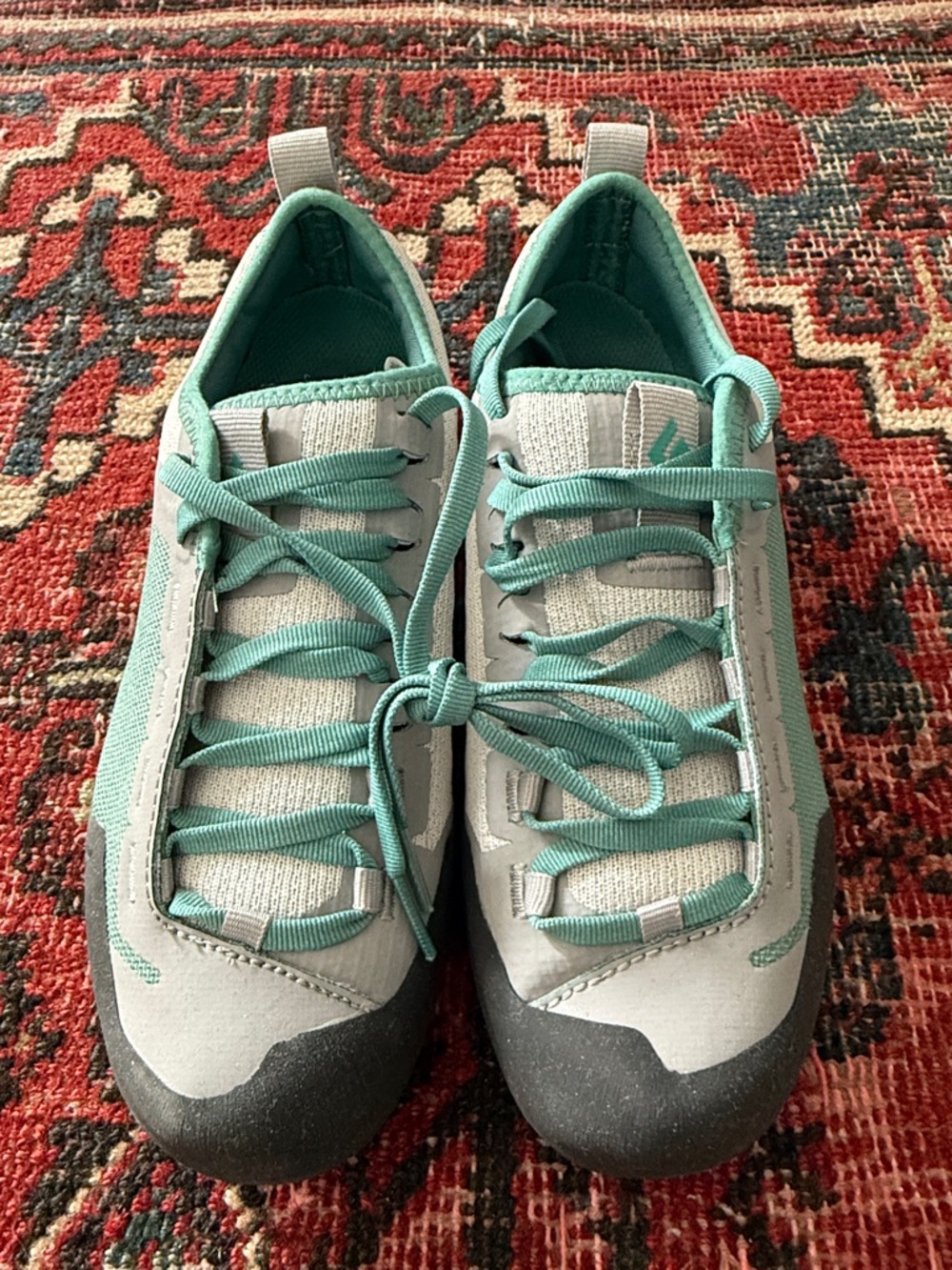Black Diamond Women's Gray and Teal Lace-Up Approach Shoes NWOT